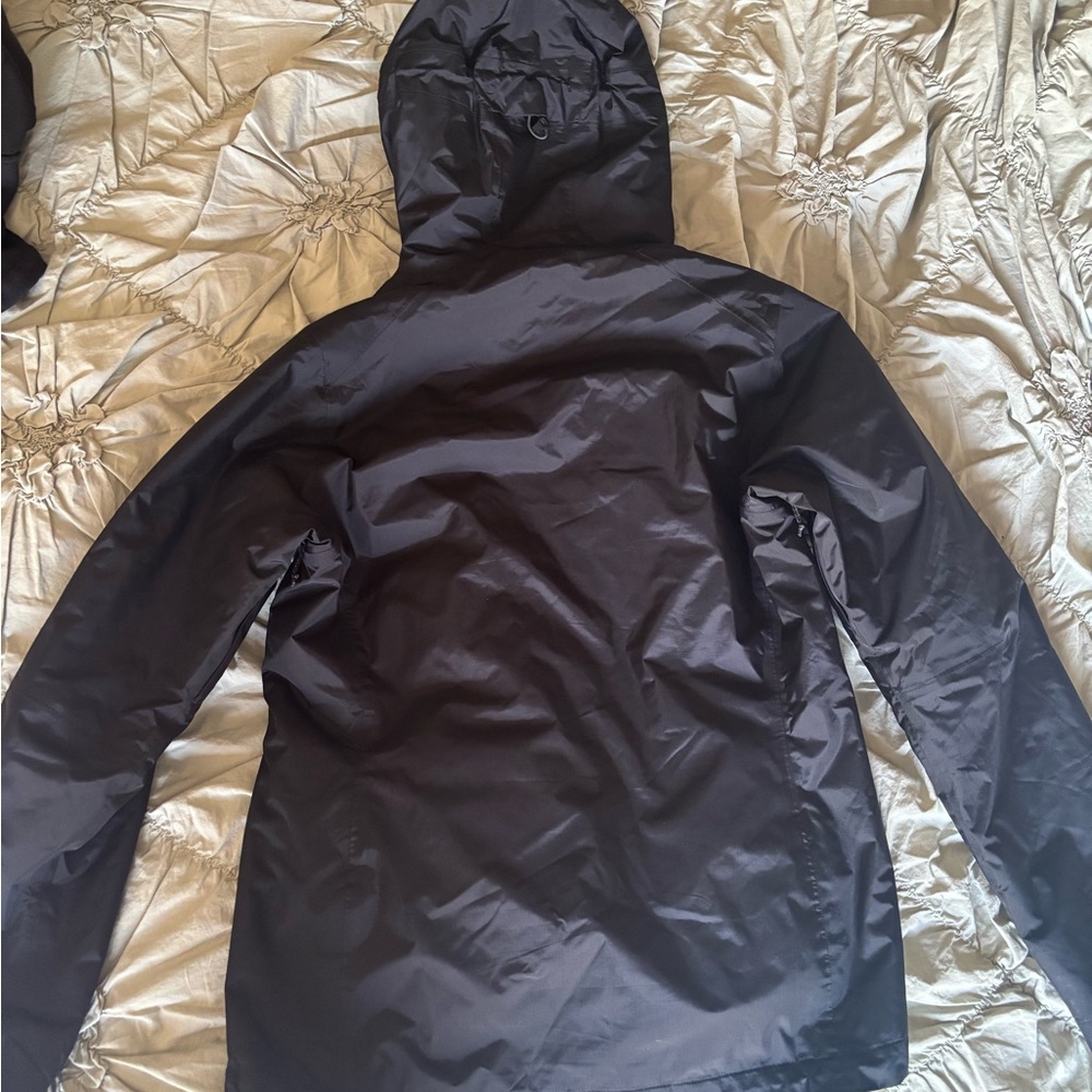 Patagonia Black Women’s Jacket - Picture 3 of 10